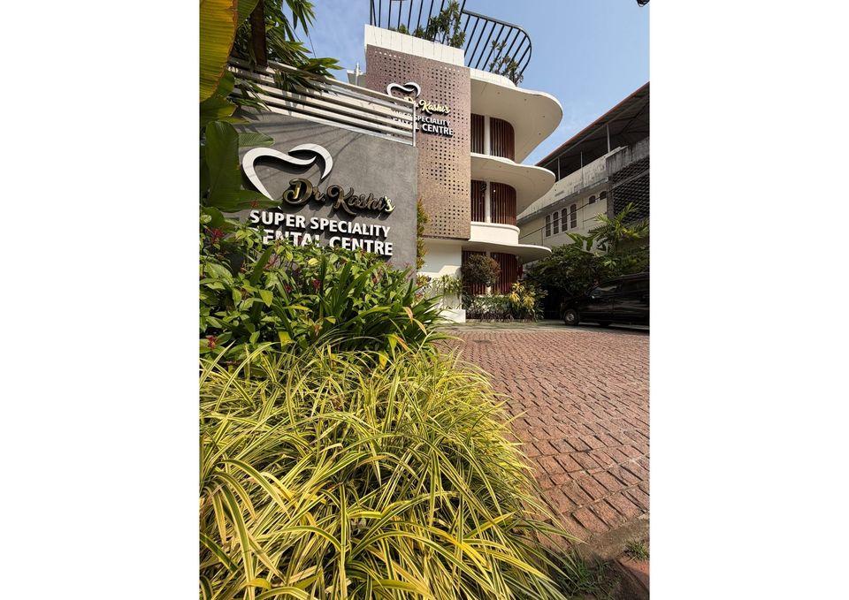 Dr. Kashi’s Super Speaciality Dental Center, Kerala